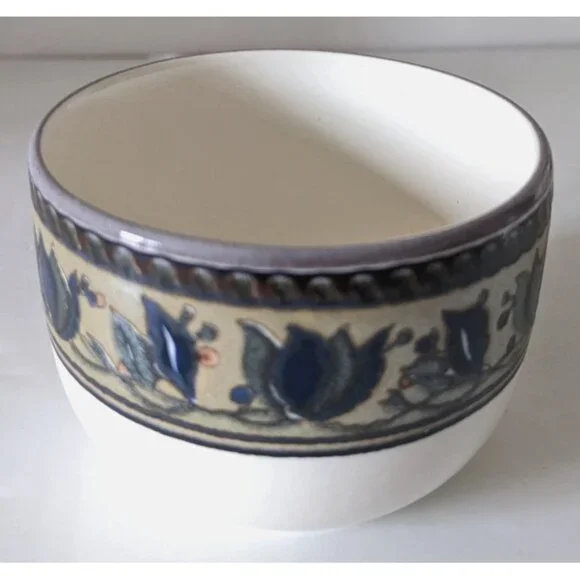 1986 Mikasa Intaglio Arabella Sugar Bowl Stoneware Blue Tulips Lid 5 oz 4*3"CAC1 - Picture 4 of 7